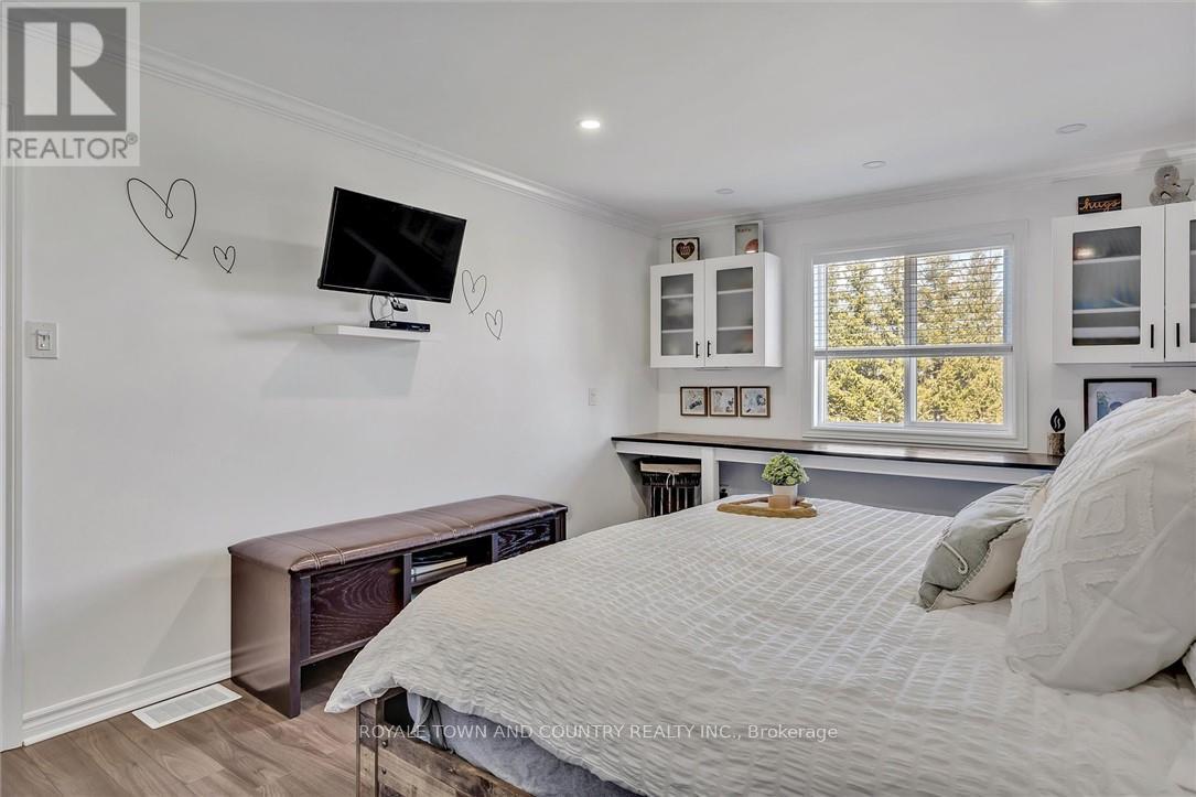 929 Cottingham Road, Kawartha Lakes, Ontario  K0L 2N0 - Photo 15 - X12071202