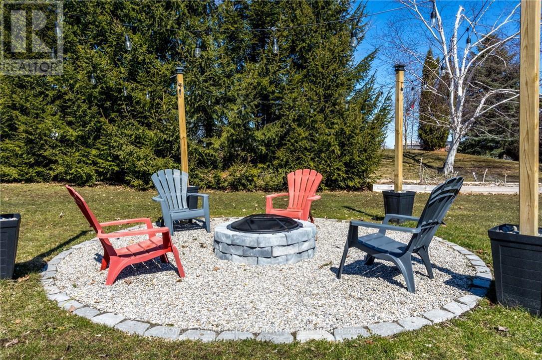 929 Cottingham Road, Kawartha Lakes, Ontario  K0L 2N0 - Photo 43 - X12071202