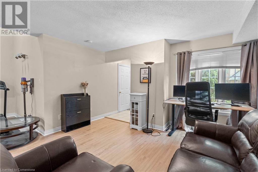 320 Hamilton Drive Unit# 10, Ancaster, Ontario  L9G 4W6 - Photo 11 - 40741084