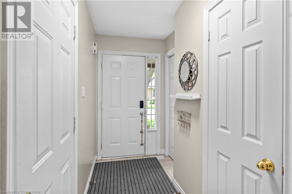 320 Hamilton Drive Unit# 10, Ancaster, Ontario  L9G 4W6 - Photo 4 - 40741084