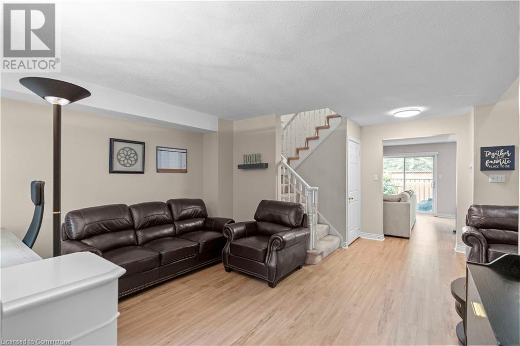 320 Hamilton Drive Unit# 10, Ancaster, Ontario  L9G 4W6 - Photo 6 - 40741084