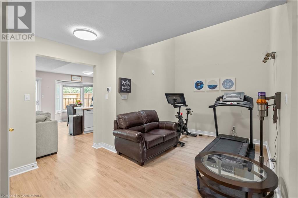 320 Hamilton Drive Unit# 10, Ancaster, Ontario  L9G 4W6 - Photo 8 - 40741084