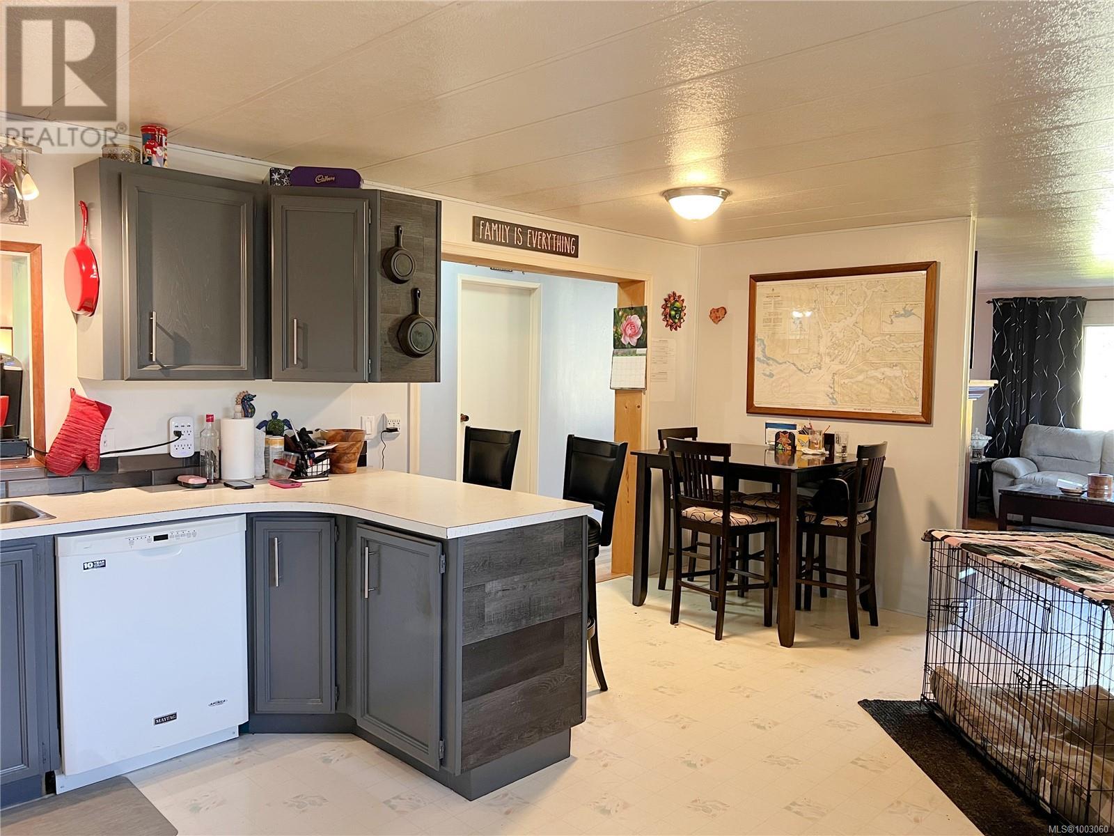 505 Conuma Dr, Gold River, British Columbia  V0P 1G0 - Photo 4 - 1003060