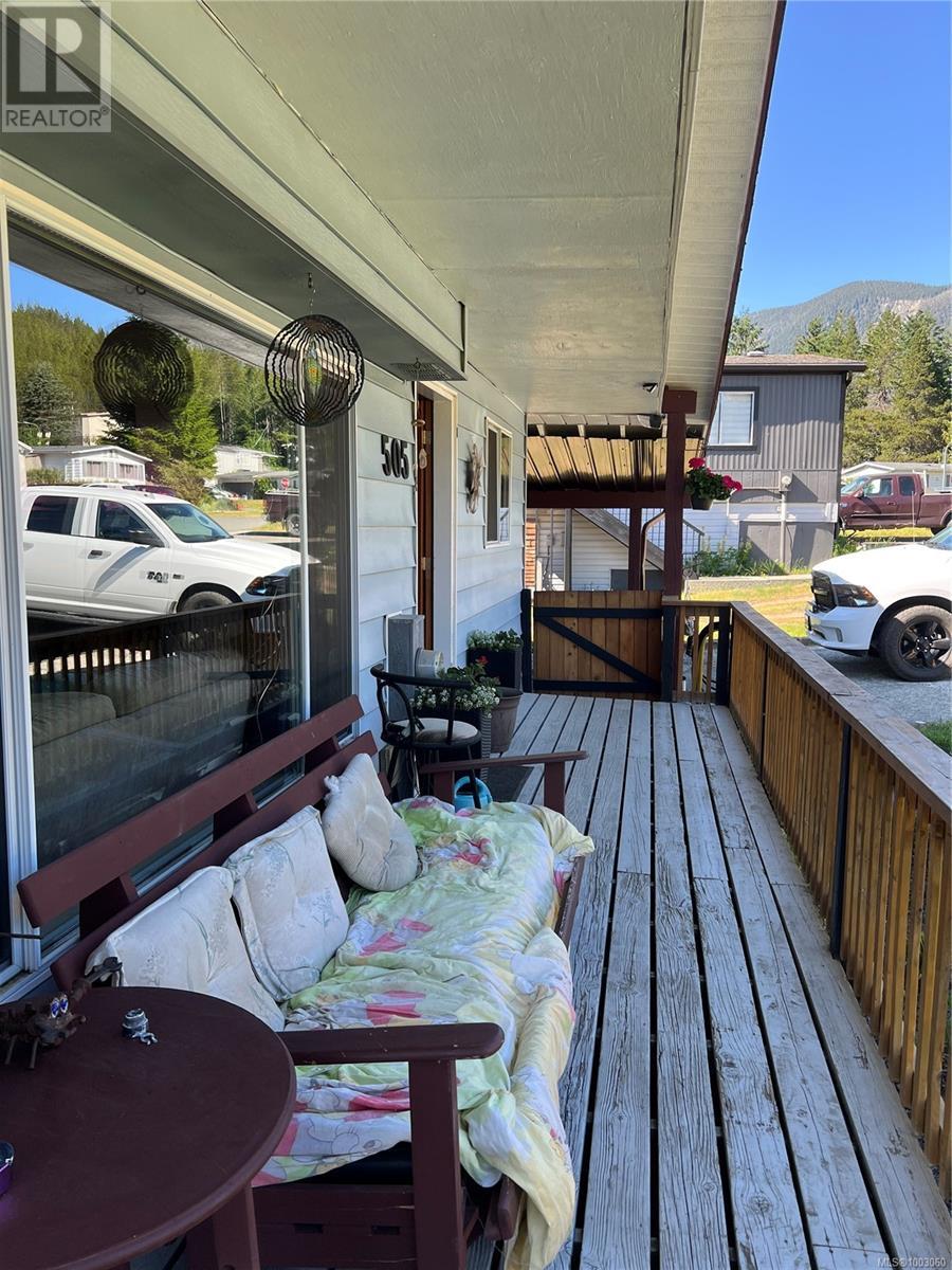 505 Conuma Dr, Gold River, British Columbia  V0P 1G0 - Photo 31 - 1003060