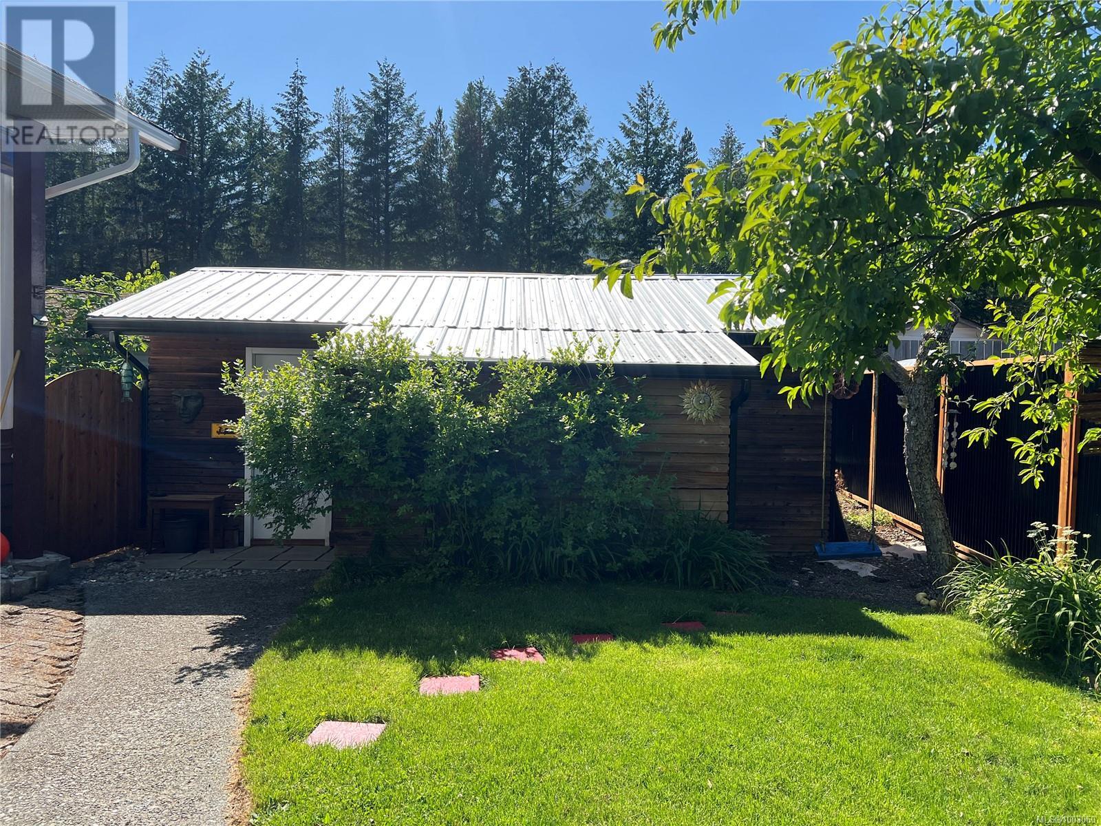 505 Conuma Dr, Gold River, British Columbia  V0P 1G0 - Photo 20 - 1003060