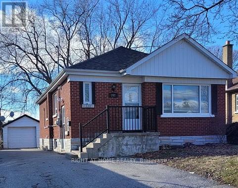 202 CADILLAC AVENUE S, oshawa (central), Ontario