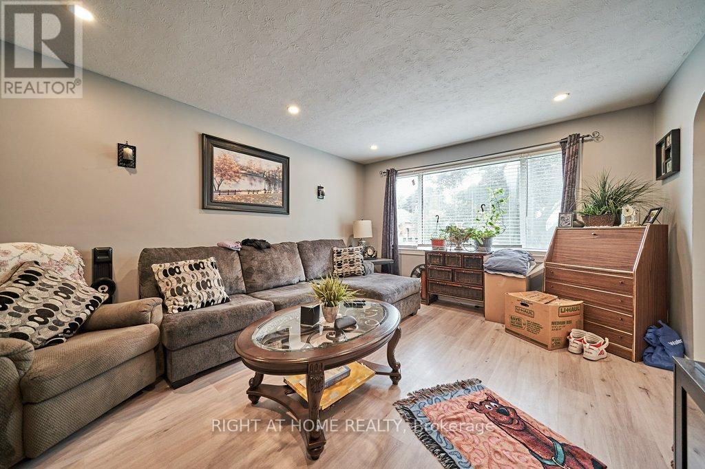 202 Cadillac Avenue S, Oshawa (Central), Ontario  L1H 5Z7 - Photo 4 - E12219112