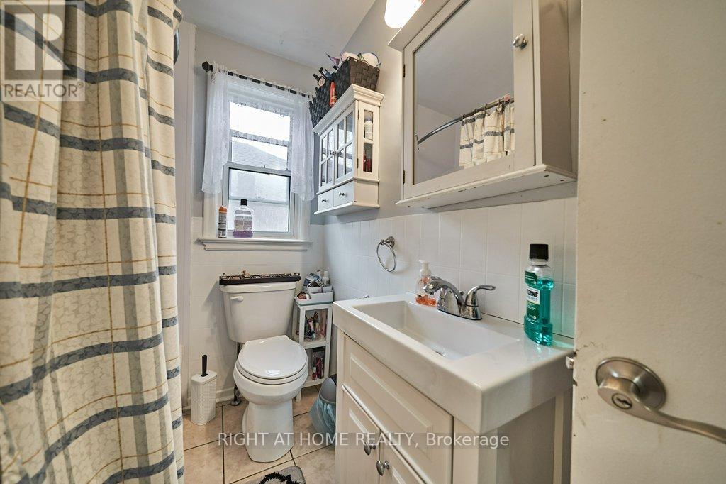 202 Cadillac Avenue S, Oshawa (Central), Ontario  L1H 5Z7 - Photo 5 - E12219112