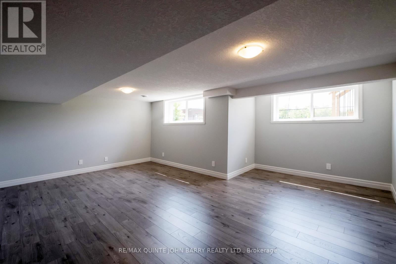49 Lanark Drive, Belleville (Belleville Ward), Ontario  K8N 0G8 - Photo 26 - X12219094