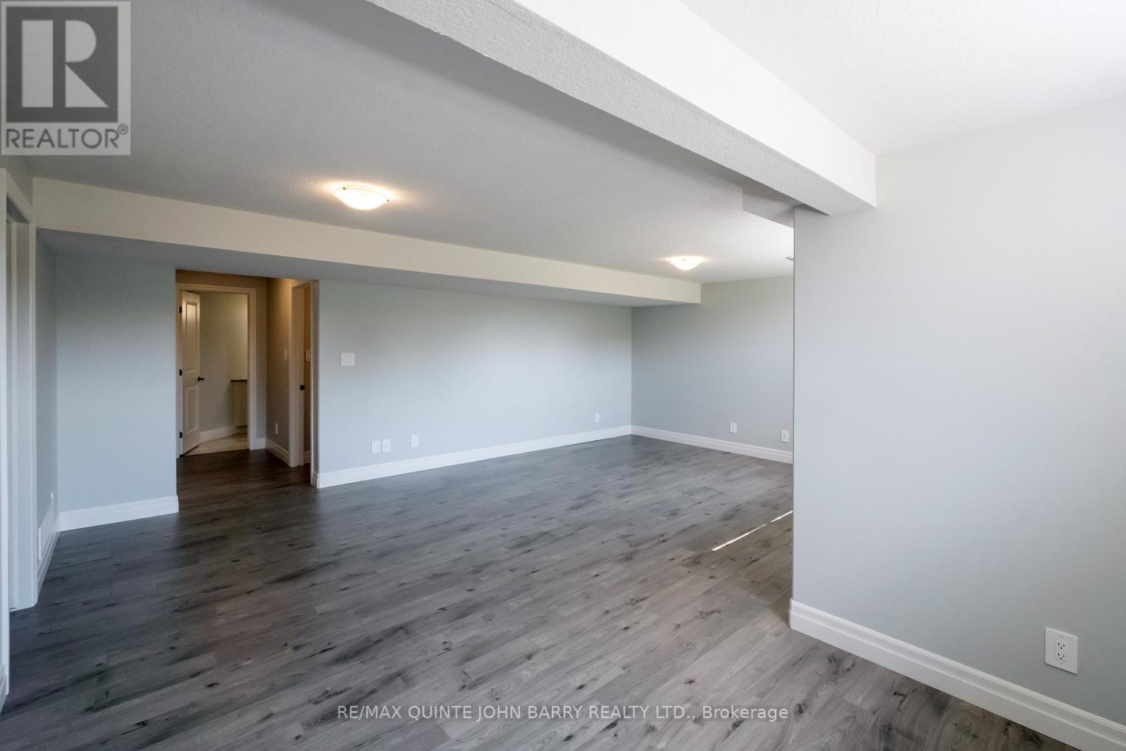 49 Lanark Drive, Belleville (Belleville Ward), Ontario  K8N 0G8 - Photo 28 - X12219094