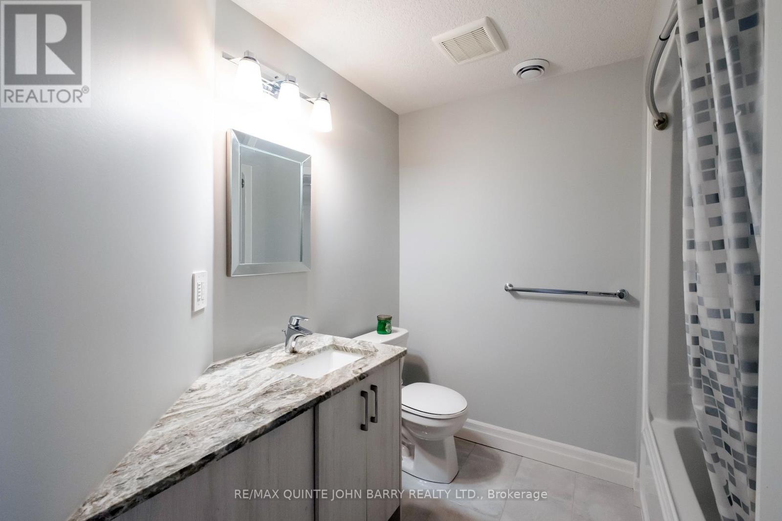 49 Lanark Drive, Belleville (Belleville Ward), Ontario  K8N 0G8 - Photo 31 - X12219094