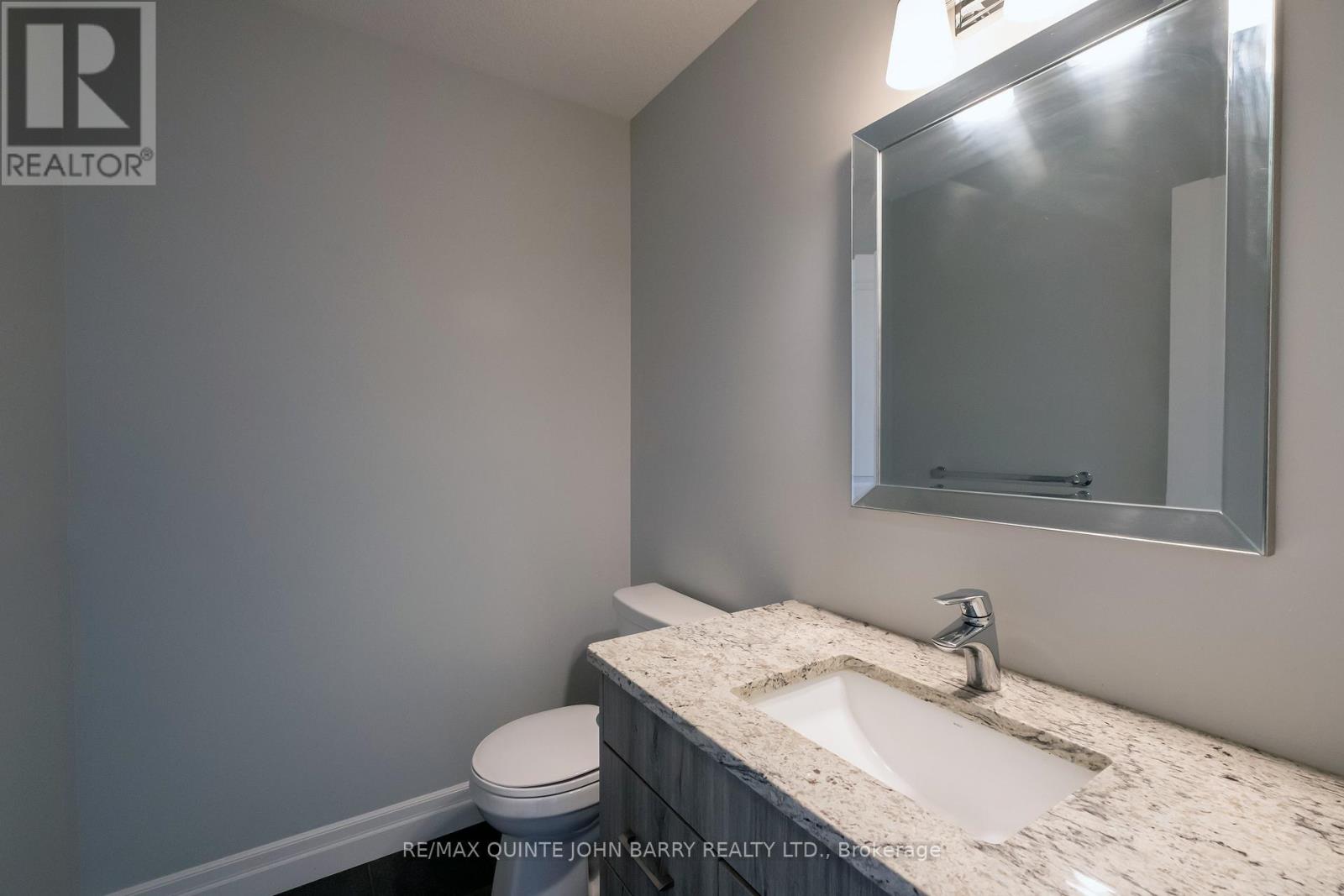 49 Lanark Drive, Belleville (Belleville Ward), Ontario  K8N 0G8 - Photo 9 - X12219094