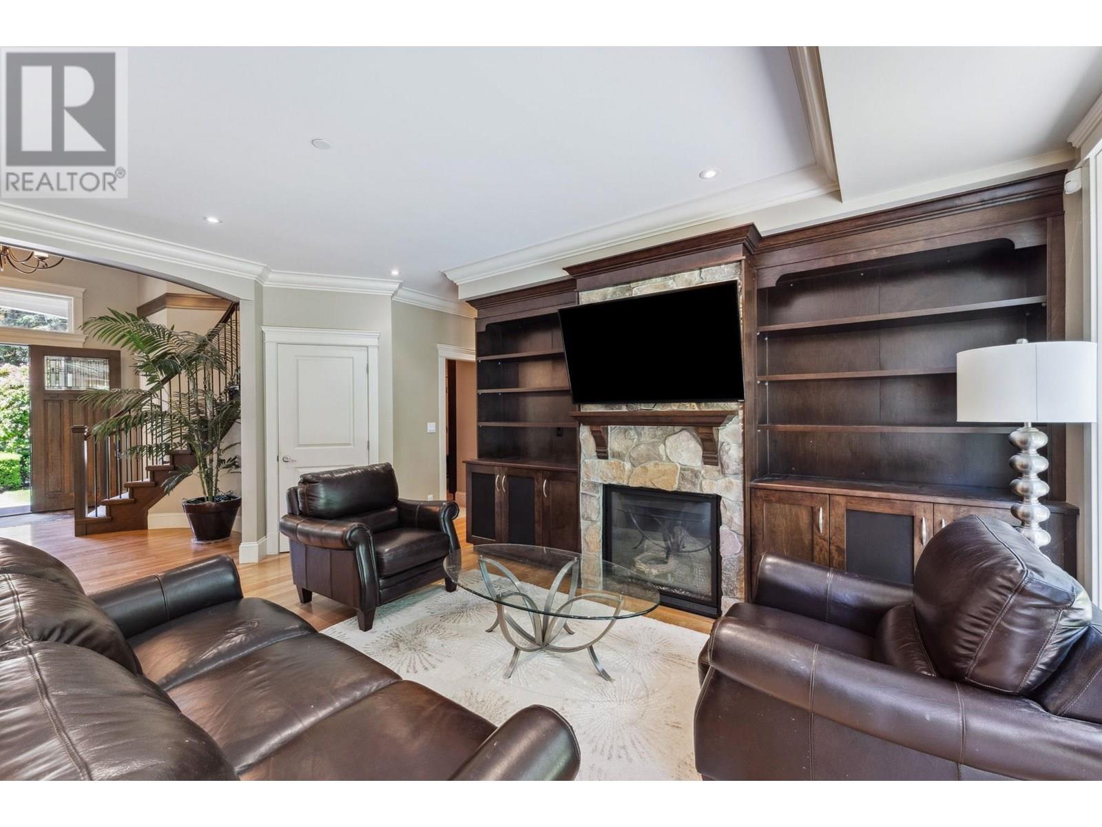 352 St. James Crescent, West Vancouver, British Columbia  V7S 1J8 - Photo 9 - R3014430