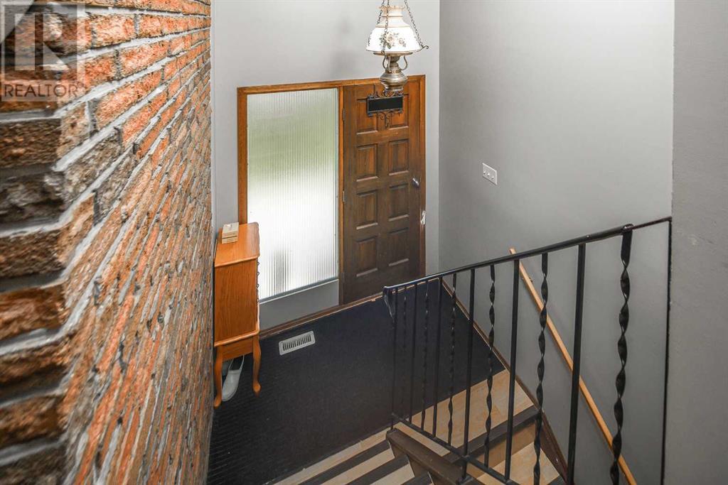 Property at 262057 Poplar Hill Drive image 3