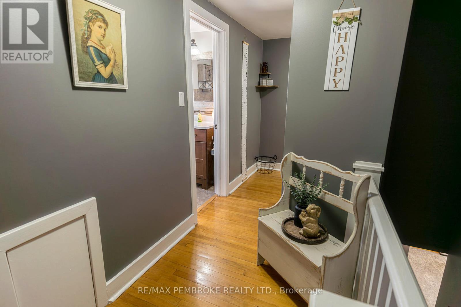 181 Morris Street, Pembroke, Ontario  K8A 2L1 - Photo 32 - X12219132