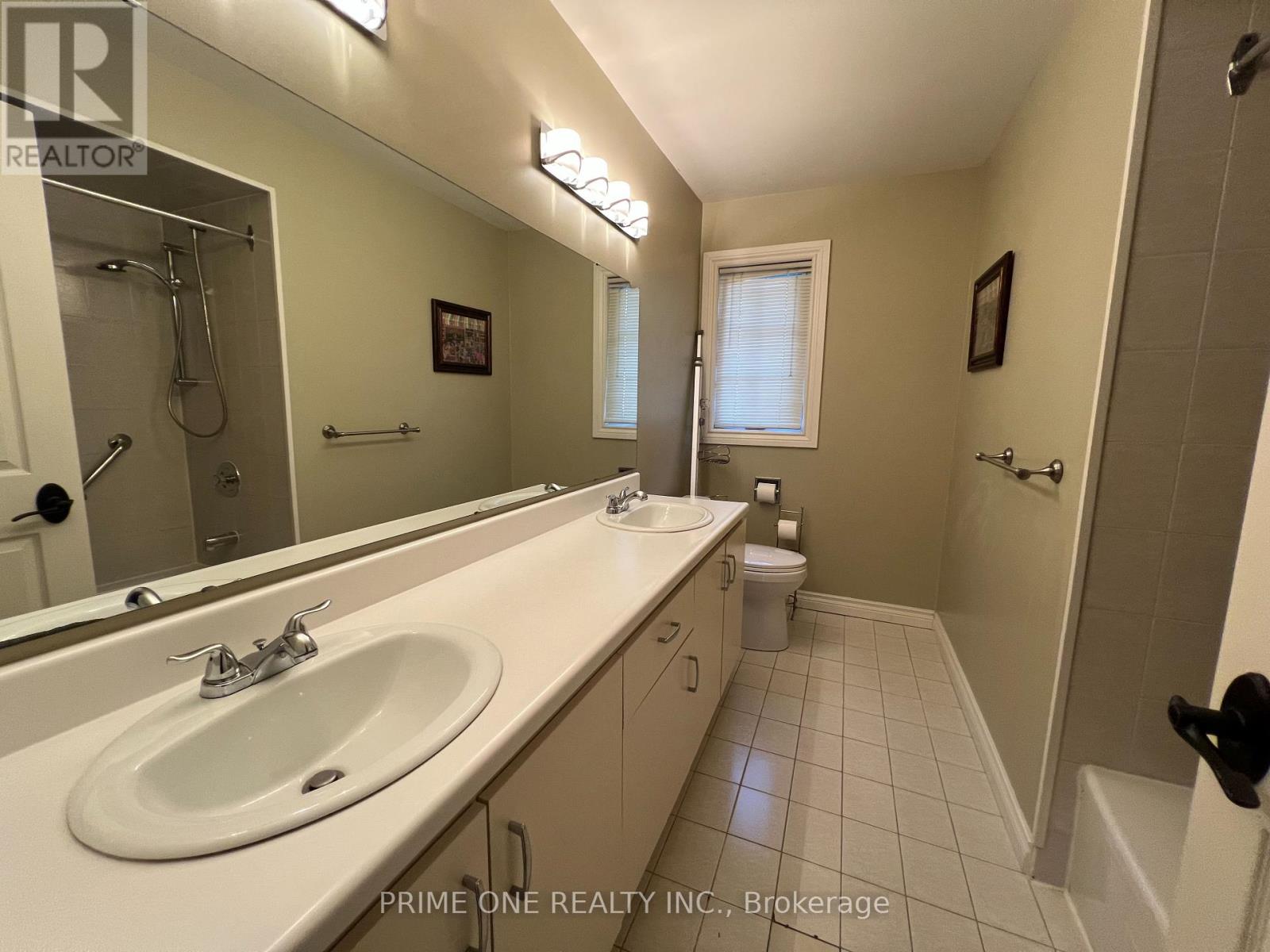 4493 Badminton Drive, Mississauga, Ontario  L5M 3H2 - Photo 24 - W12217819