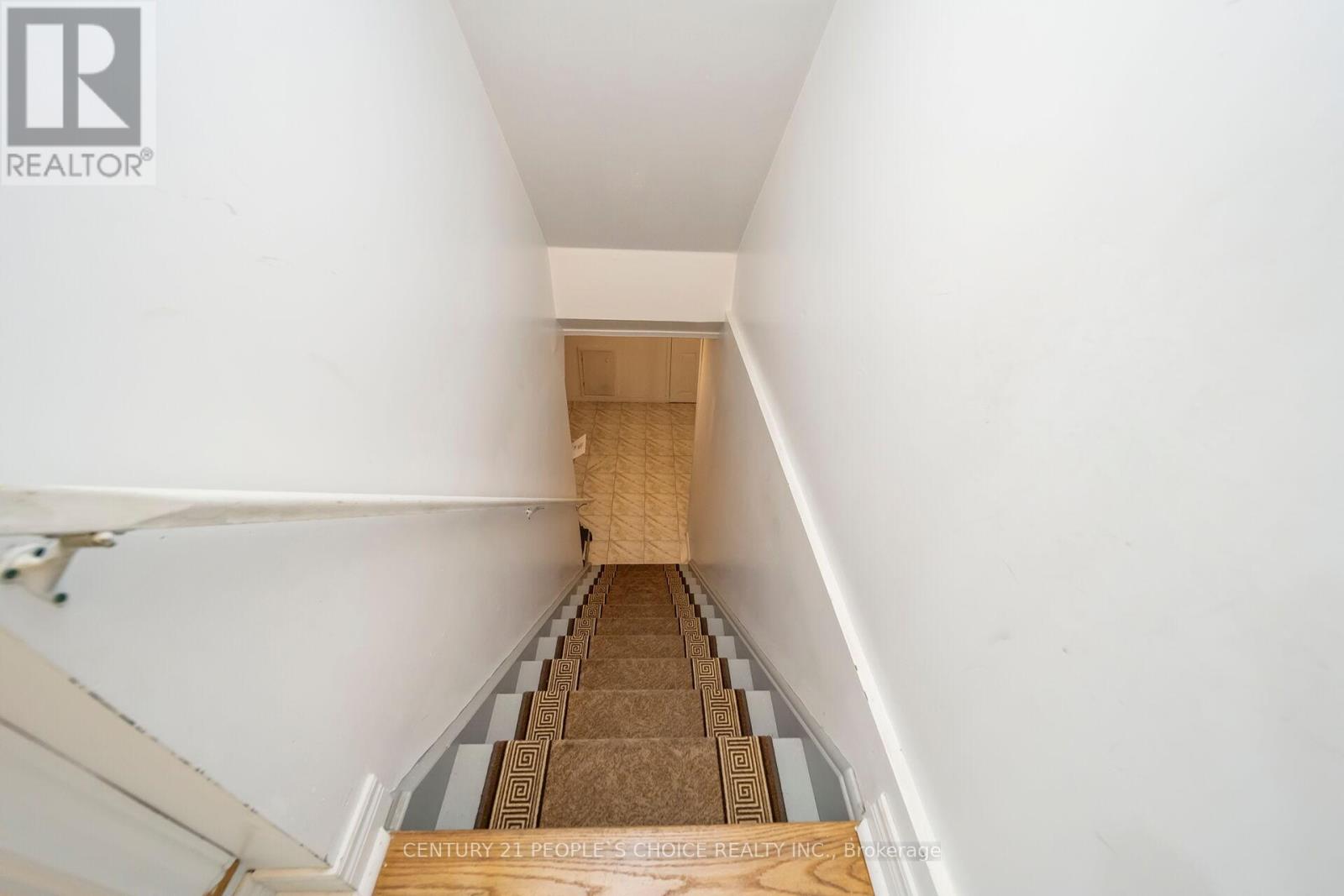 586 Matisse Place, Mississauga (Meadowvale Village), Ontario  L5W 1M2 - Photo 35 - W12218754