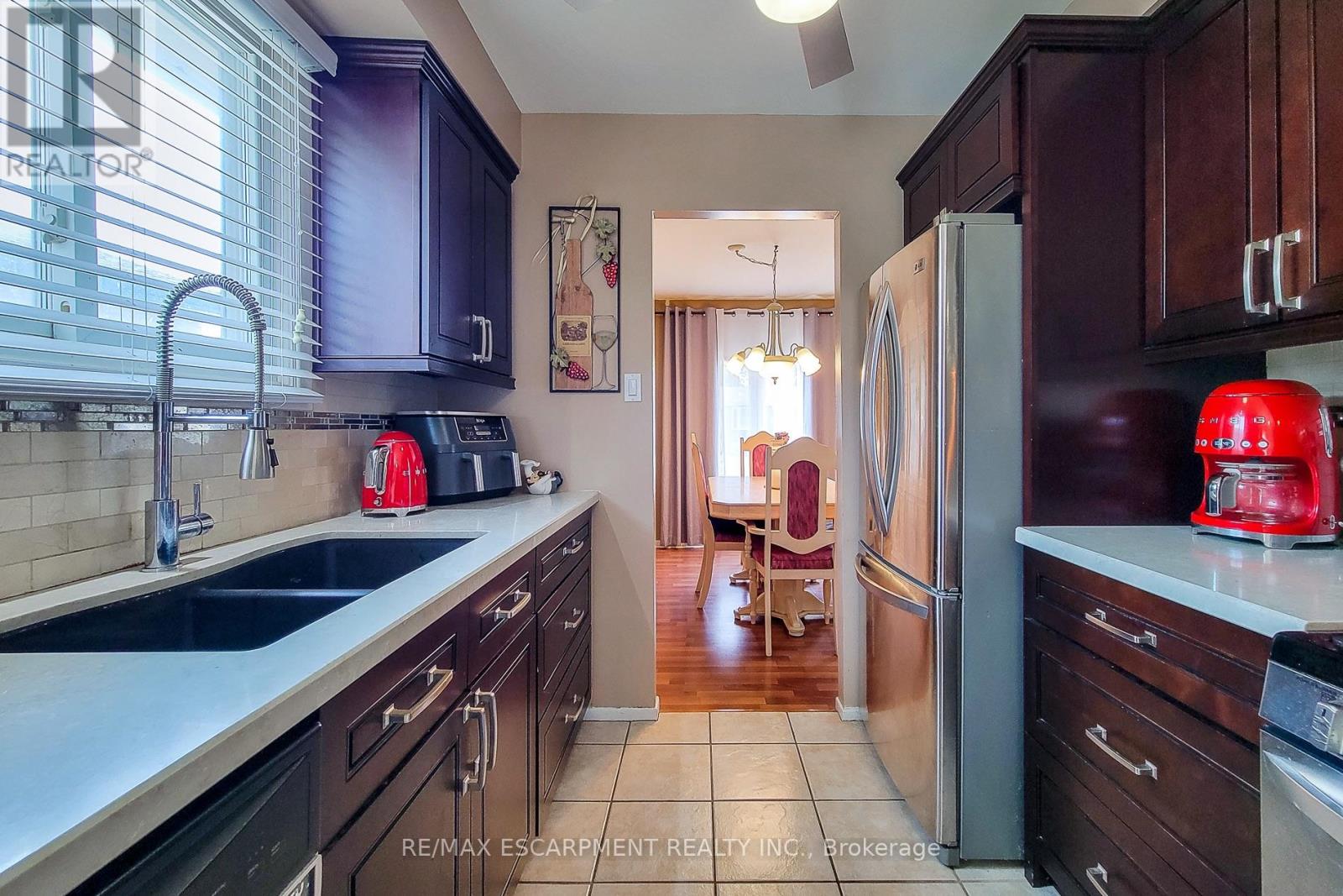 187 Wendover Drive, Hamilton, Ontario  L9C 5X6 - Photo 16 - X12217860