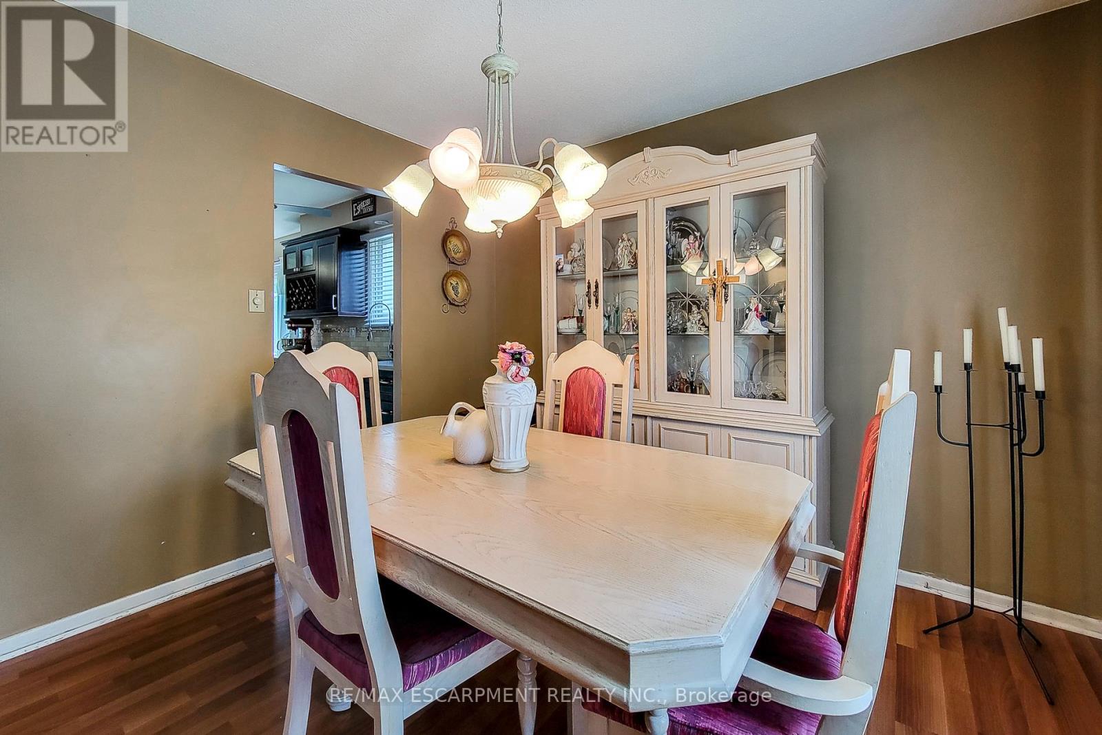 187 Wendover Drive, Hamilton, Ontario  L9C 5X6 - Photo 21 - X12217860