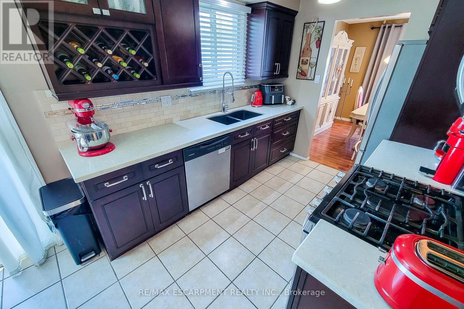 187 Wendover Drive, Hamilton, Ontario  L9C 5X6 - Photo 14 - X12217860
