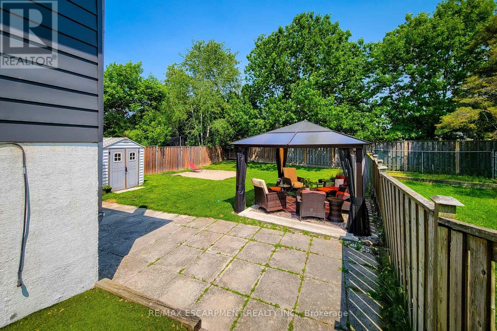 187 Wendover Drive, Hamilton, Ontario  L9C 5X6 - Photo 48 - X12217860