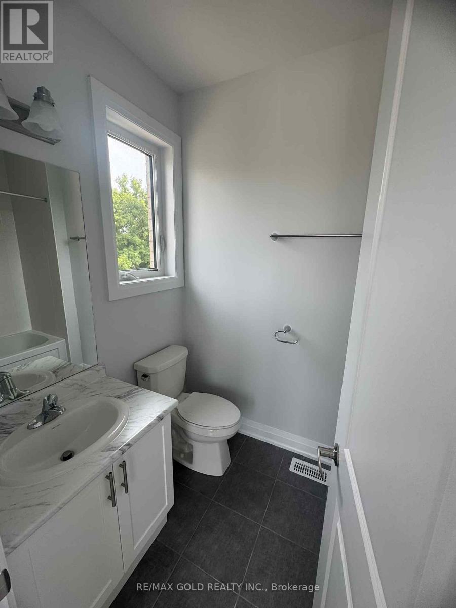 129 Hardwood Avenue, Woodstock, Ontario  N4T 0P8 - Photo 4 - X12218839