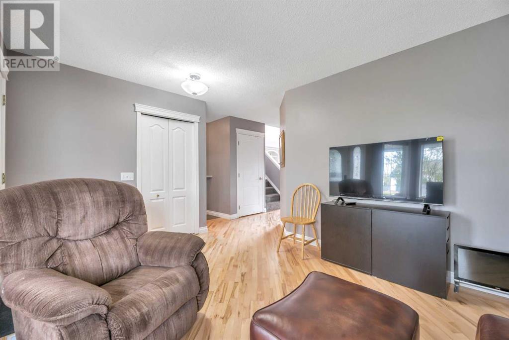 Property at 27 Henderson Road image 4