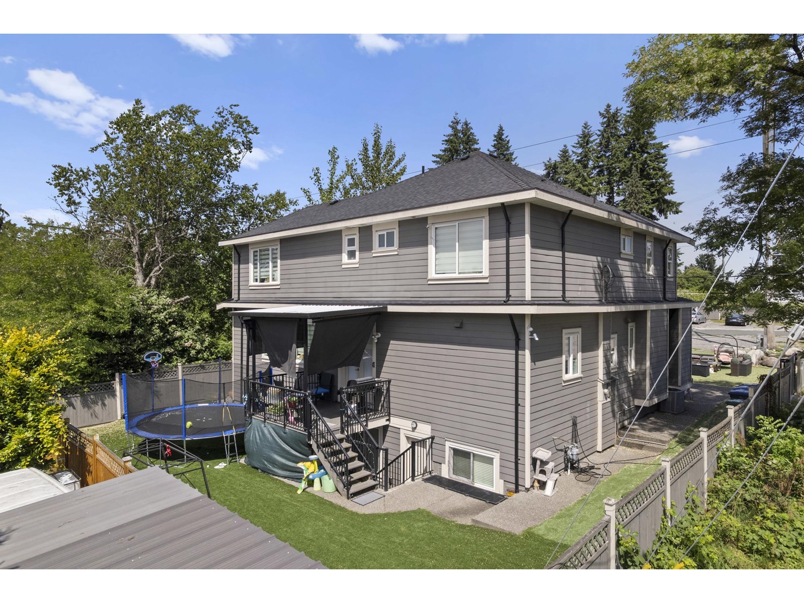 Property at 14017 110 AVENUE image 4