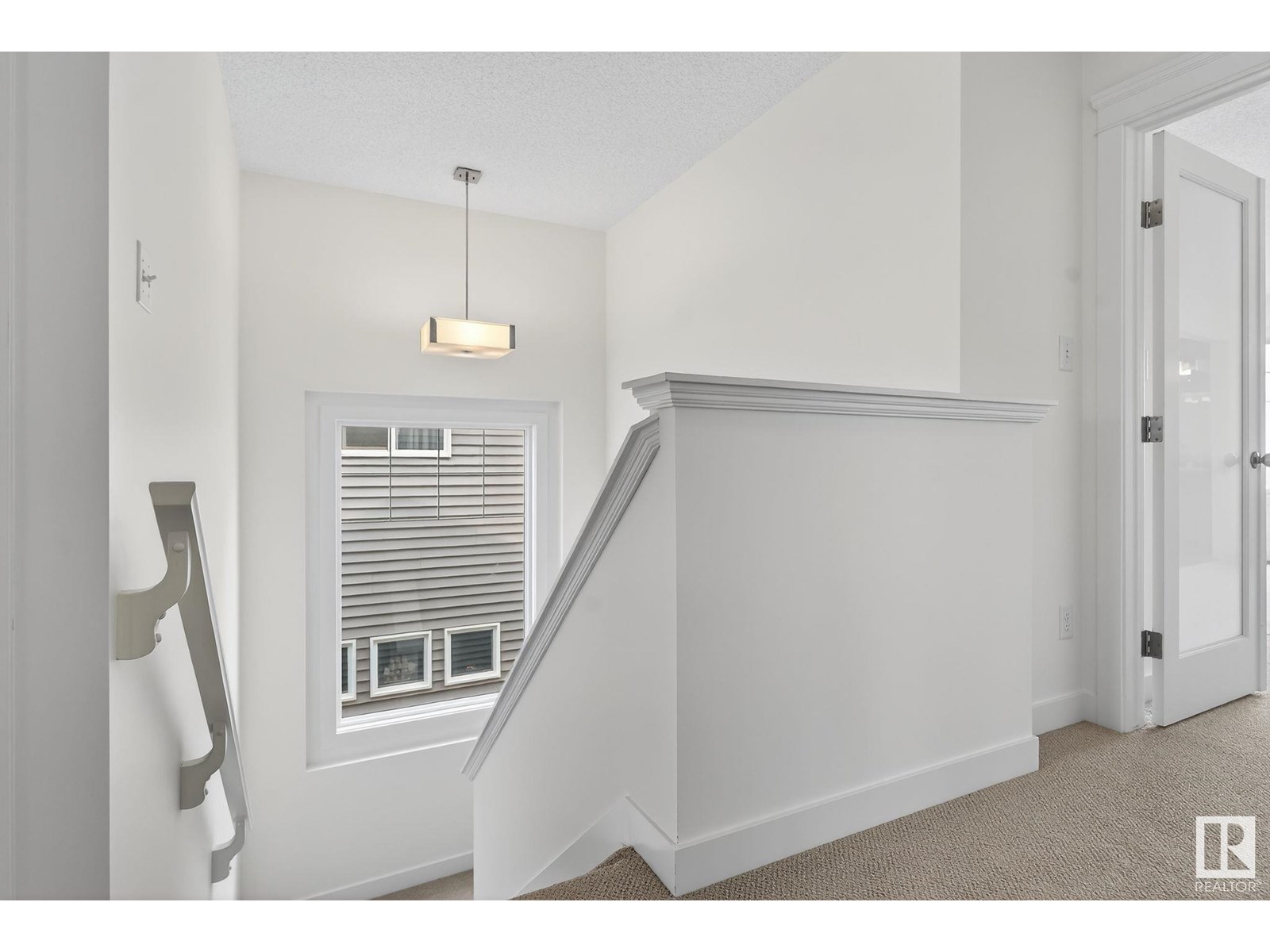 Property at 9847 222 ST NW image 5