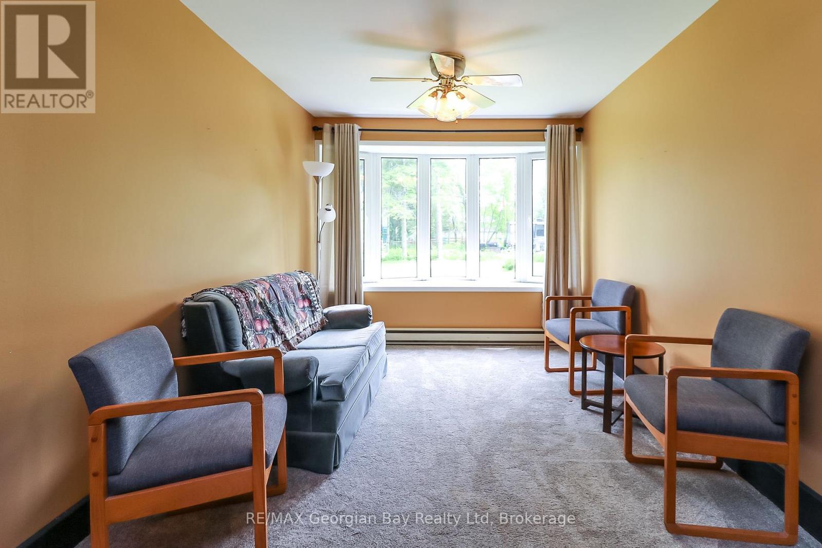 31 Hearthstone Drive, Tay, Ontario L0K 2C0 - Photo 18 - S12210519