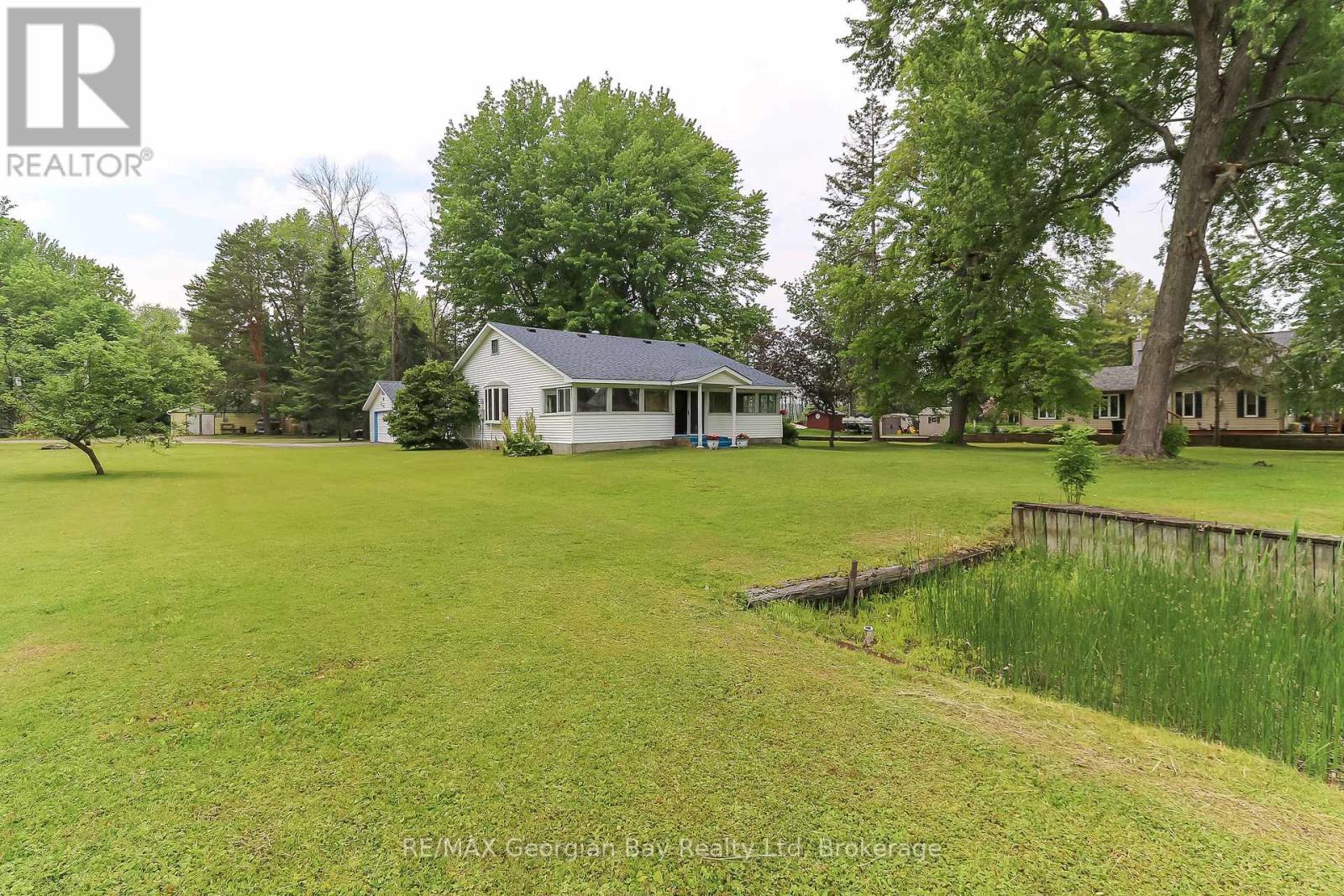 31 Hearthstone Drive, Tay, Ontario L0K 2C0 - Photo 41 - S12210519