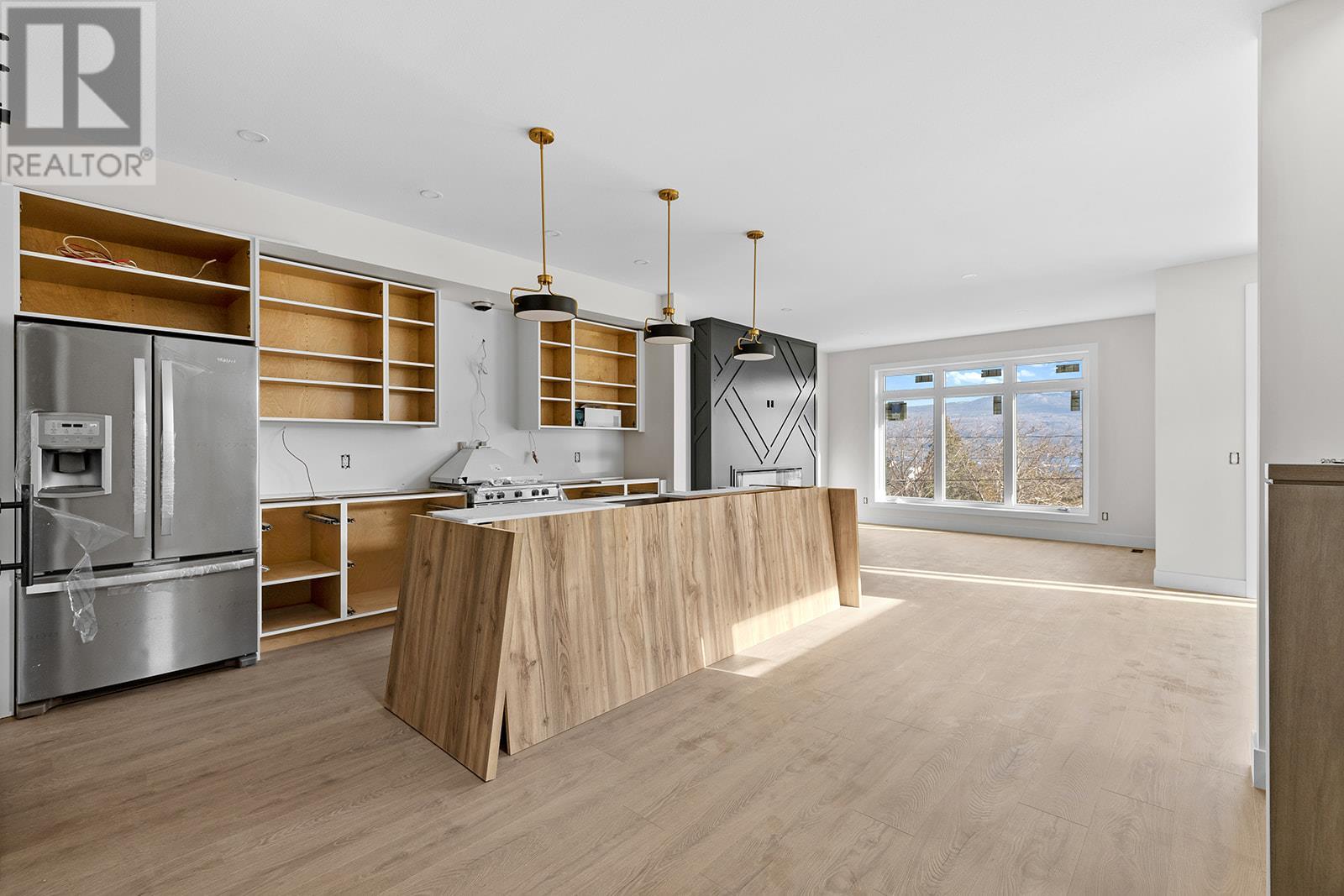 1021 Kitson Court, West Kelowna, British Columbia  V1Z 2G7 - Photo 4 - 10344950