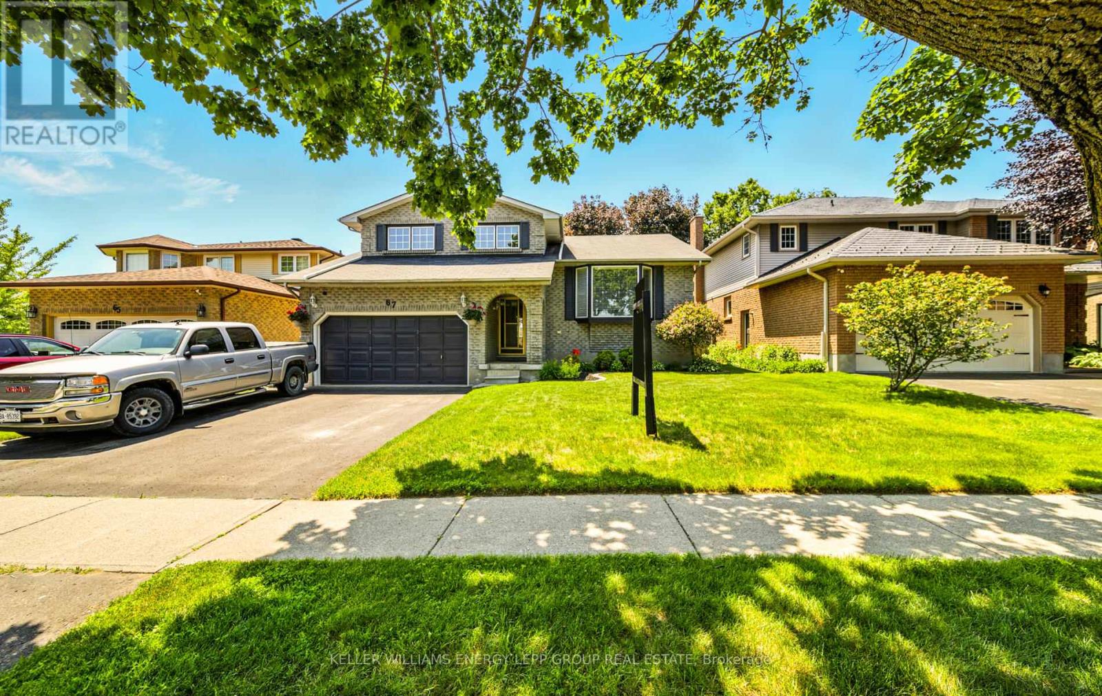 Property at 67 FOXHUNT TRAIL image 1