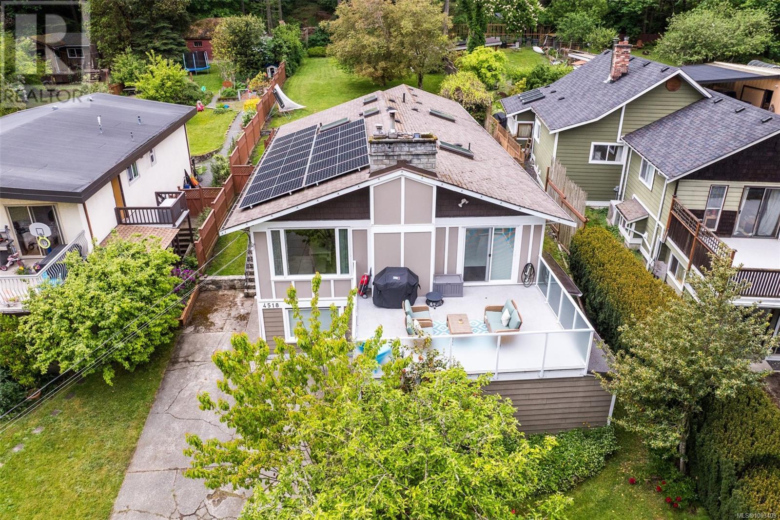 4518 Hughes Rd, Saanich, British Columbia