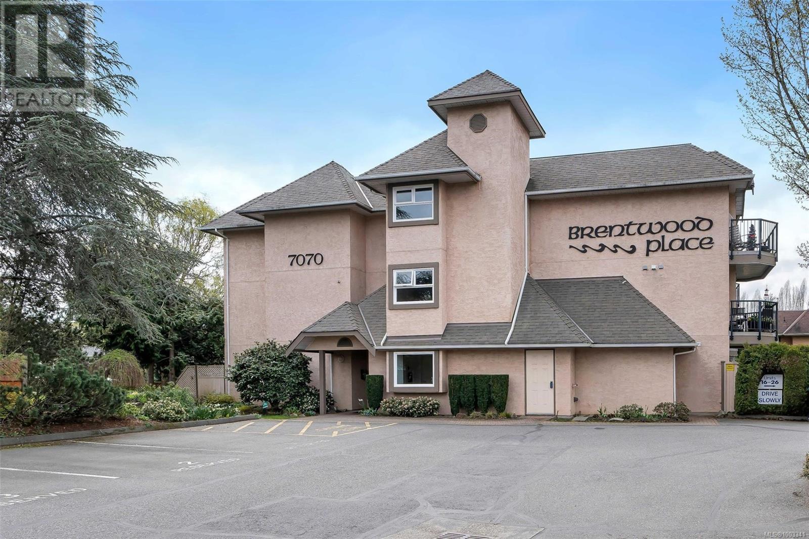 205 7070 West Saanich Rd, Central Saanich, British Columbia
