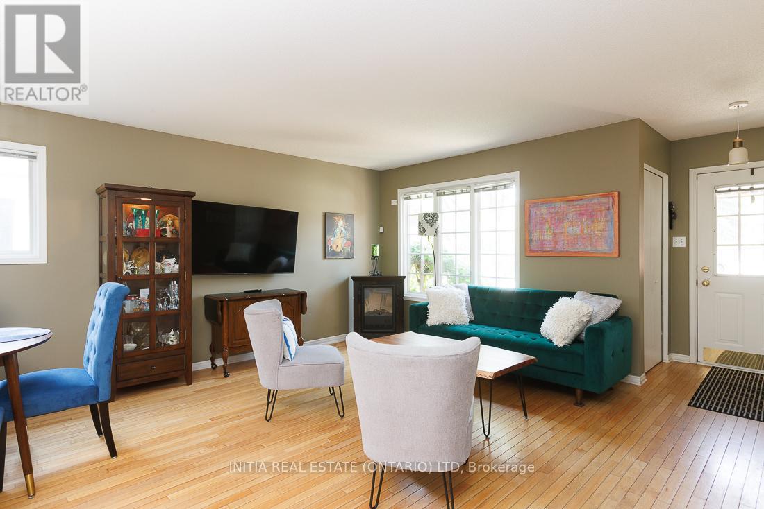 36 - 59 Pennybrook Crescent, London North (North B), Ontario  N5X 4C3 - Photo 6 - X12219213