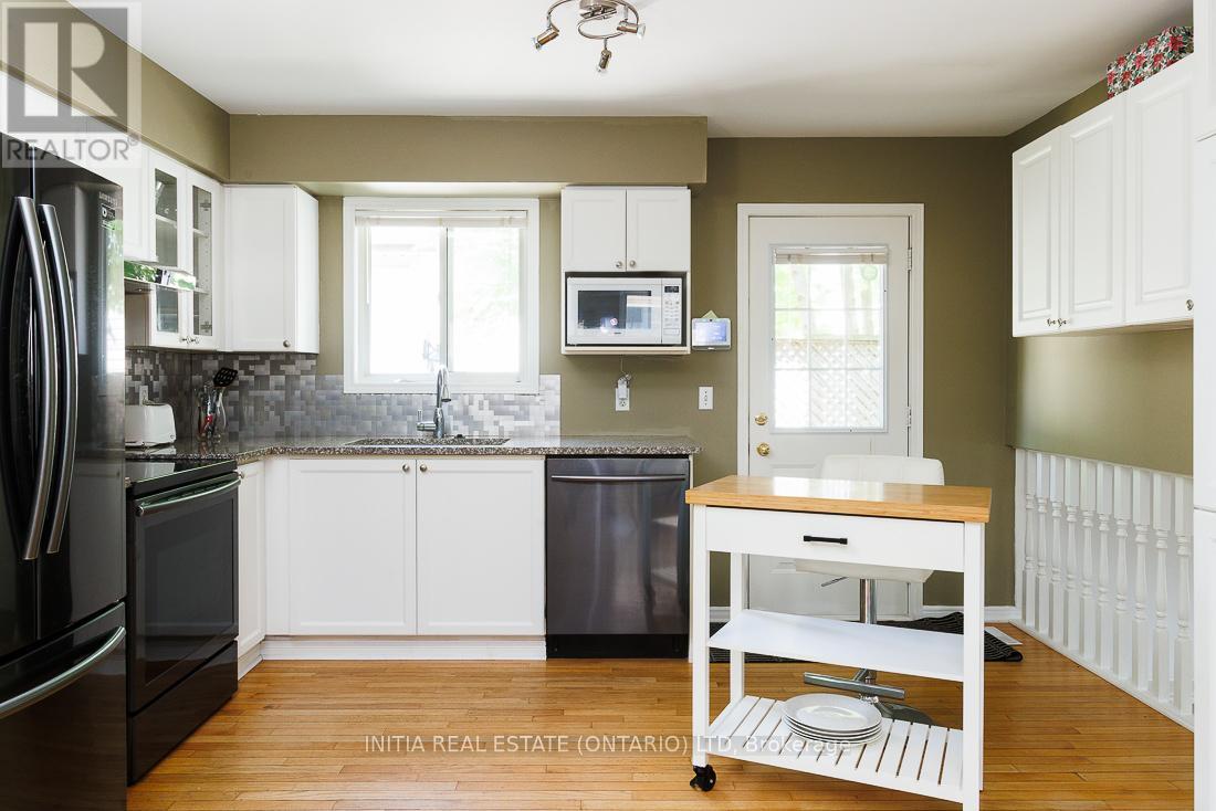 36 - 59 Pennybrook Crescent, London North (North B), Ontario  N5X 4C3 - Photo 8 - X12219213