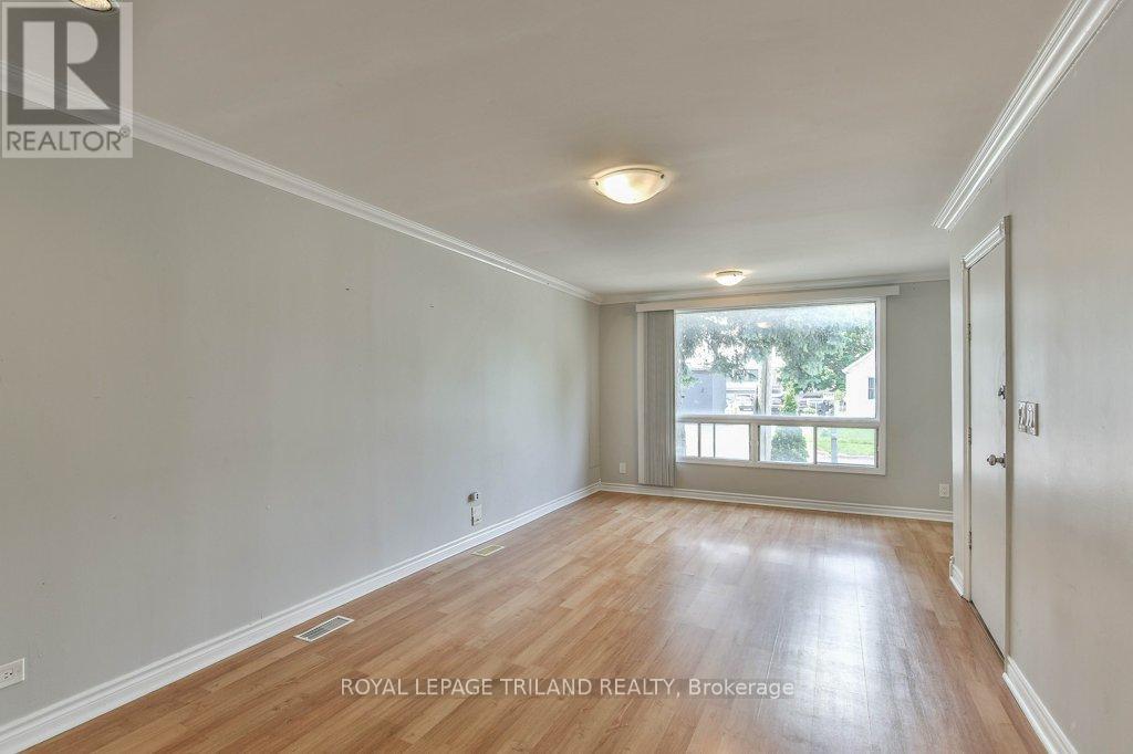 10 Linwood Street, London East (East C), Ontario  N5Y 1W2 - Photo 4 - X12219284