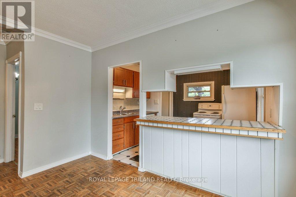10 Linwood Street, London East (East C), Ontario  N5Y 1W2 - Photo 8 - X12219284