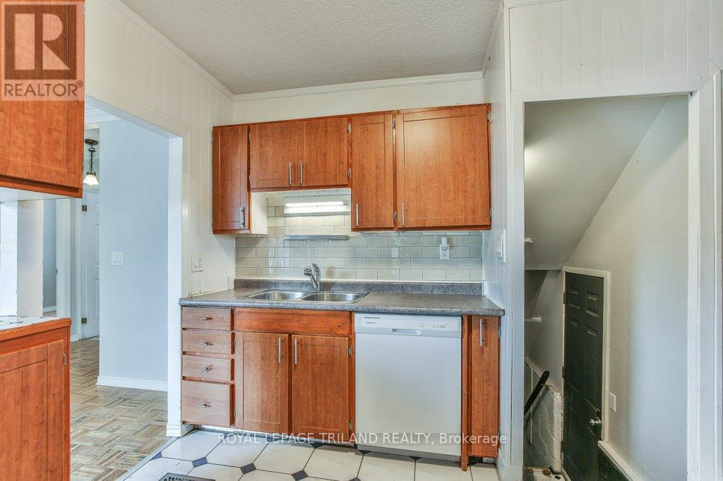 10 Linwood Street, London East (East C), Ontario  N5Y 1W2 - Photo 9 - X12219284