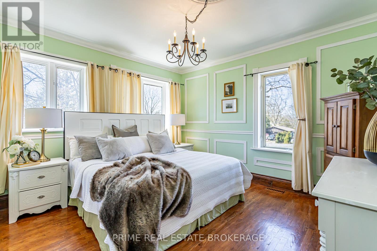 175 Broadway Street, North Middlesex (Parkhill), Ontario  N0M 2K0 - Photo 21 - X12219310