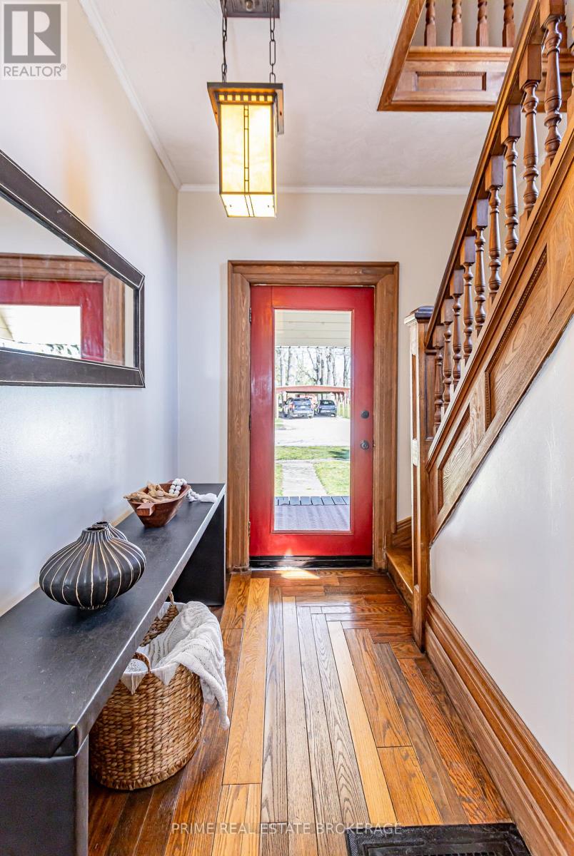 175 Broadway Street, North Middlesex (Parkhill), Ontario  N0M 2K0 - Photo 6 - X12219310