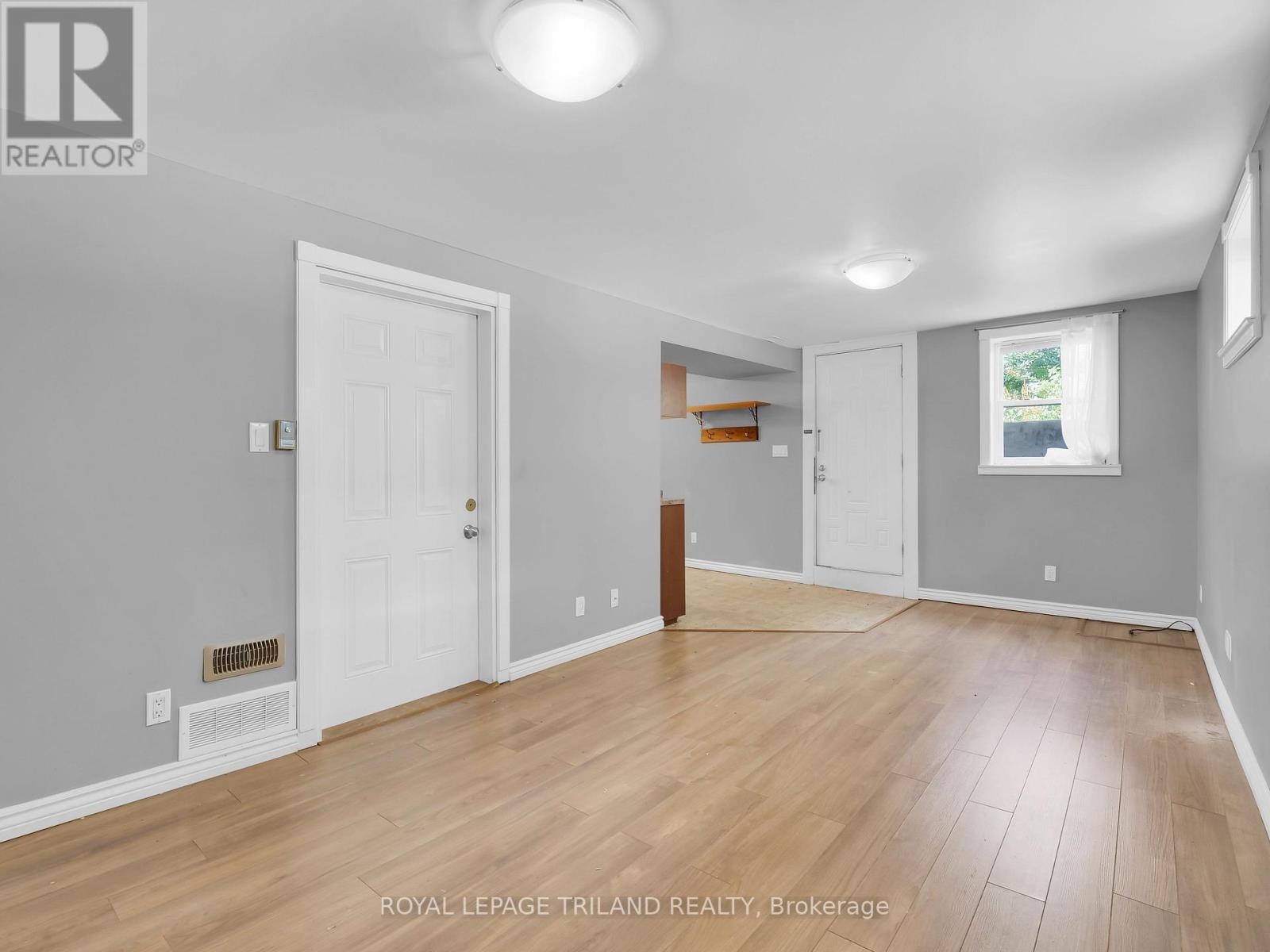 2 - 35 Miles Street, London East (East F), Ontario  N5Y 2T7 - Photo 7 - X12219351