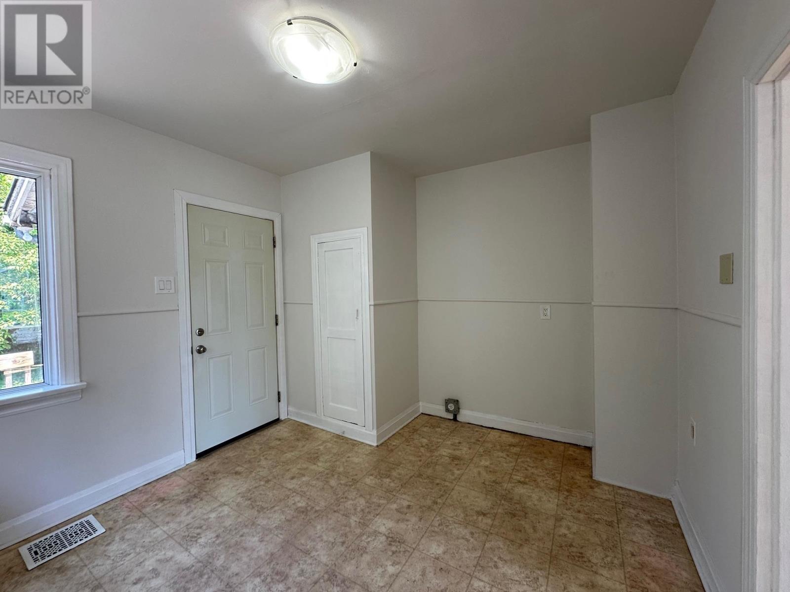 340 Hill St S, Thunder Bay, Ontario  P7B 3V8 - Photo 6 - TB251670