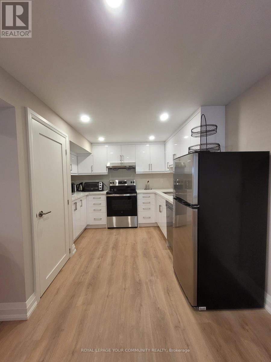 3093 Sir Johns Homestead, Mississauga, Ontario  L5L 2N5 - Photo 6 - W12218413