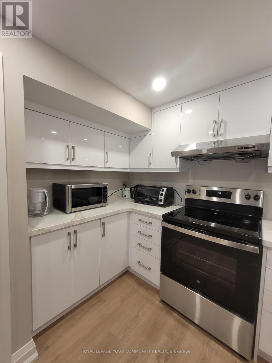 3093 Sir Johns Homestead, Mississauga, Ontario  L5L 2N5 - Photo 7 - W12218413