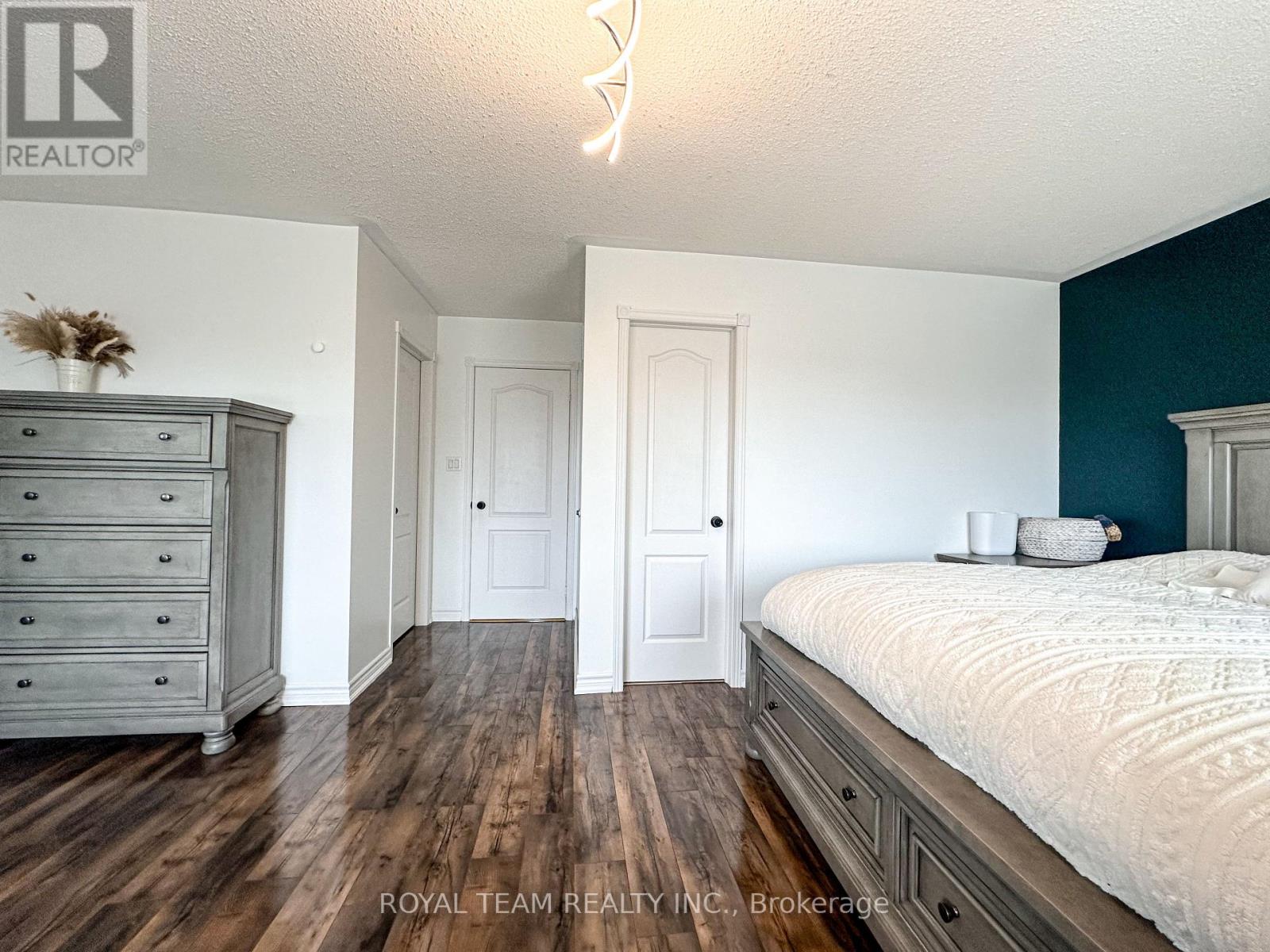 12 Crittenden Drive, Georgina, Ontario  L4P 4E7 - Photo 24 - N12182162