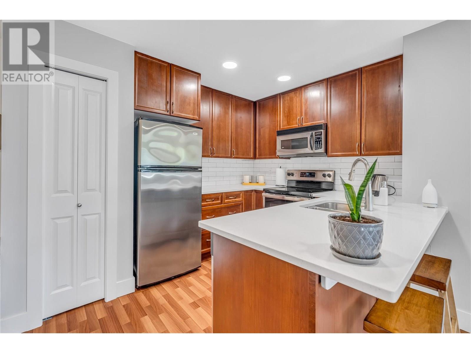 256 Hastings Avenue Unit# 403, Penticton, British Columbia