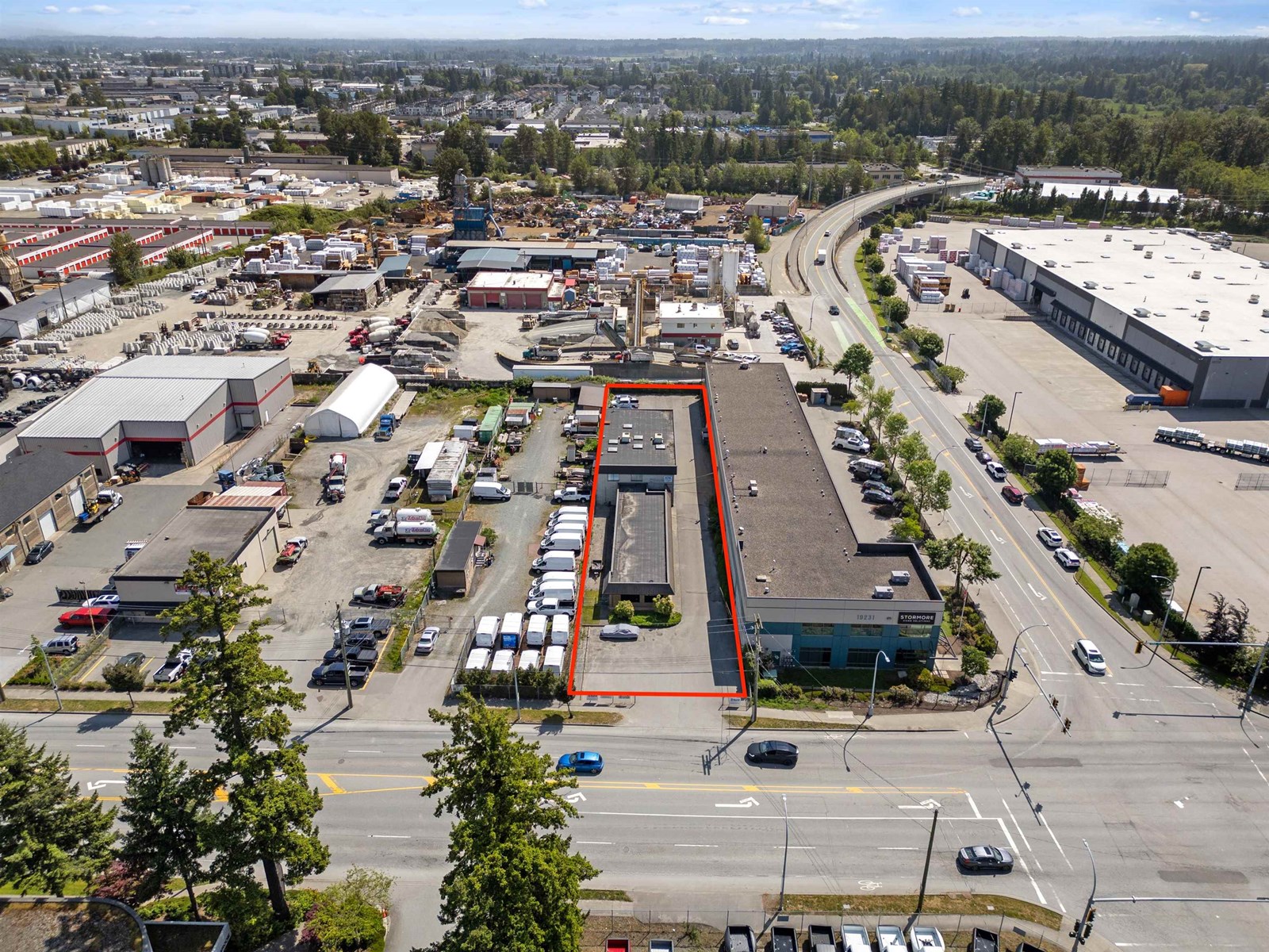 5454 192 STREET, surrey, British Columbia V3S8E5