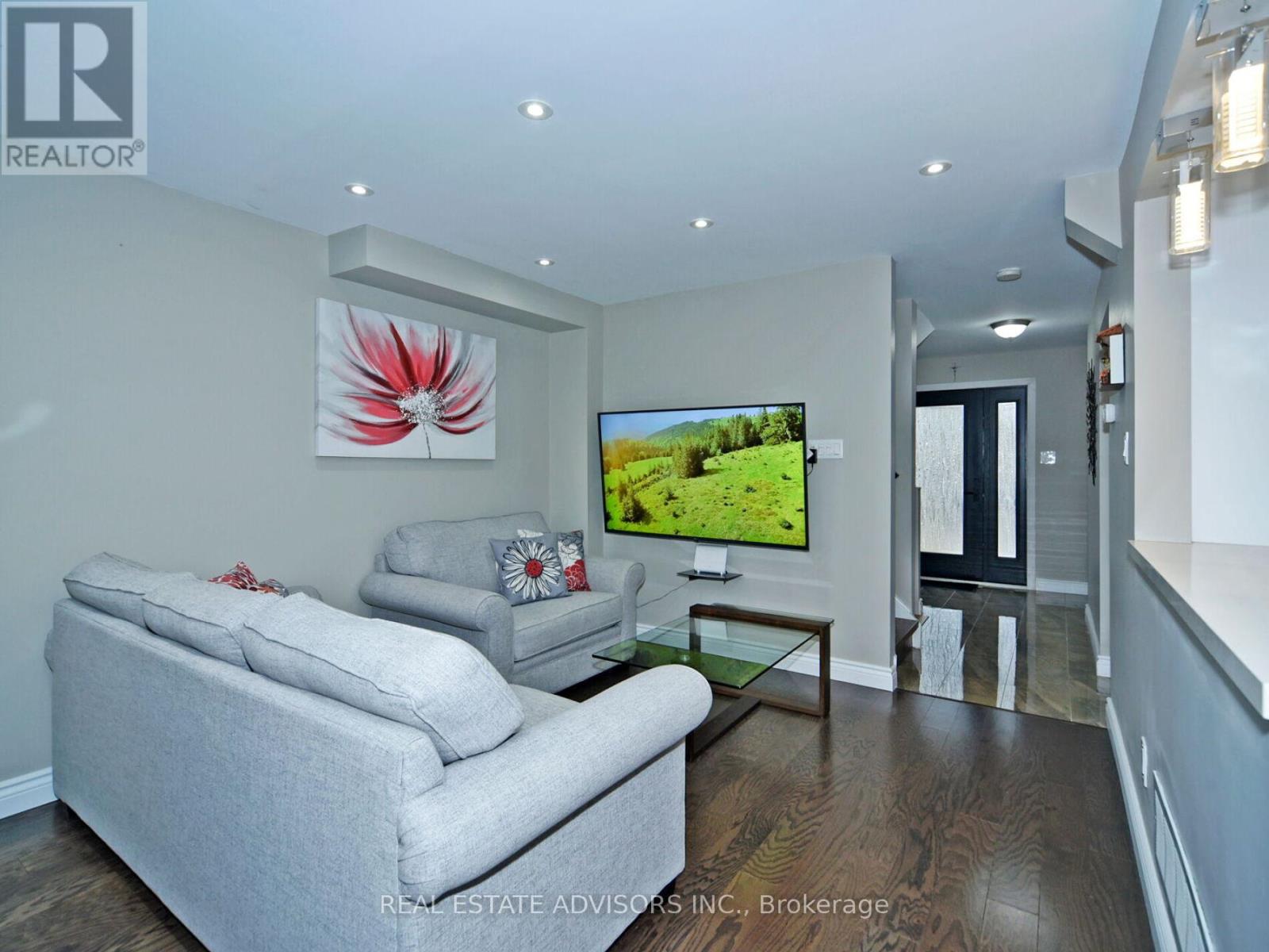 22 Caronia Square, Toronto, Ontario  M1B 2Z8 - Photo 9 - E12183728